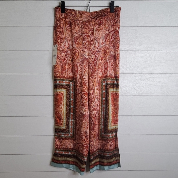 ZARA  |  FLOWY PRINTED PANTS - Picture 3 of 4